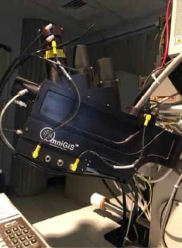 FEI Helios Nanolab 400 - Image 2